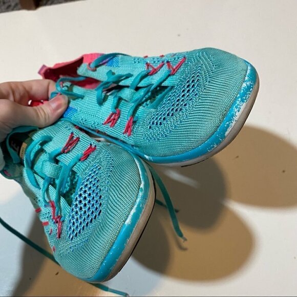 Nike - Free TR Focus Flyknit Teal Blue Pink Pink Black - Women's 8 FLAWED. - Picture 3 of 9